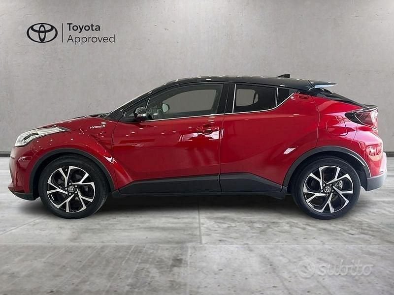 Usata Toyota C-HR Trend 184 CV (135 kW) 2021 Rosso SUV