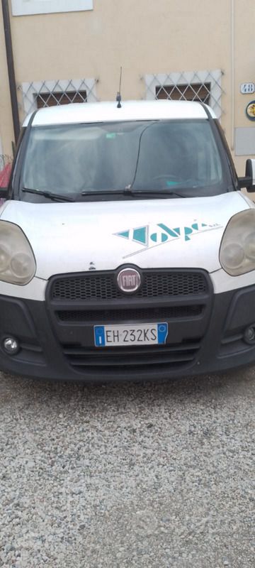 Usata Fiat Doblò 77 CV (56 kW) 2011 Bianco Monovolume