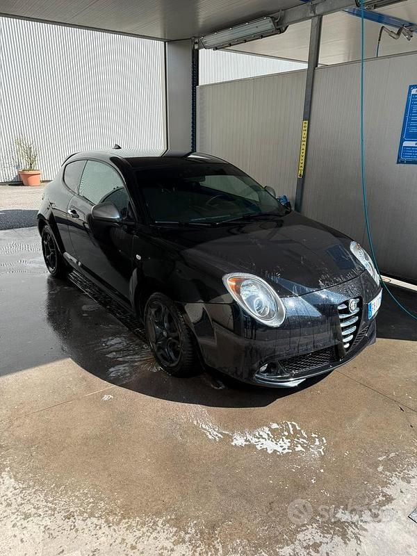 Usata Alfa Romeo MiTo 85 CV (62 kW) 2015 Nero Utilitaria