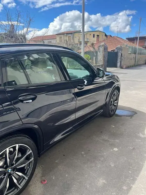 Usata BMW X4 M Sport 190 CV (139 kW) 2023 Blu/azzurro SUV