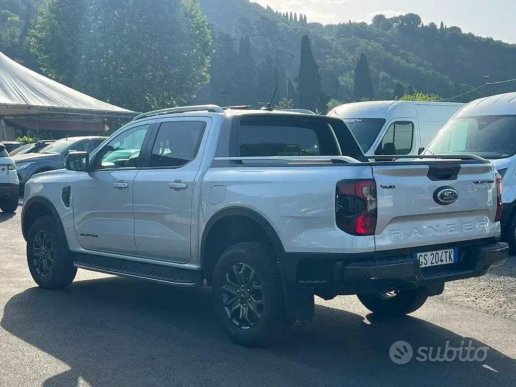Usata Ford Ranger Wildtrack 205 CV (150 kW) 2024 Grigio Pick-up