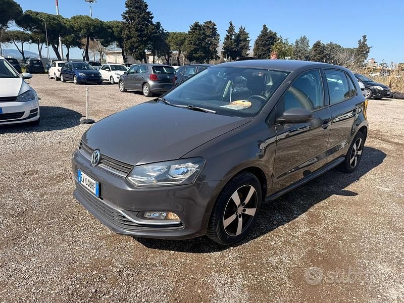 Usata VW Polo Comfortline 75 CV (55 kW) 2014 Grigio Berlina