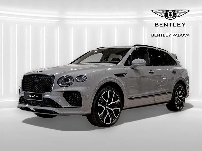 Nuova Bentley Bentayga 650 CV (478 kW) 2026 Cambrian grey SUV
