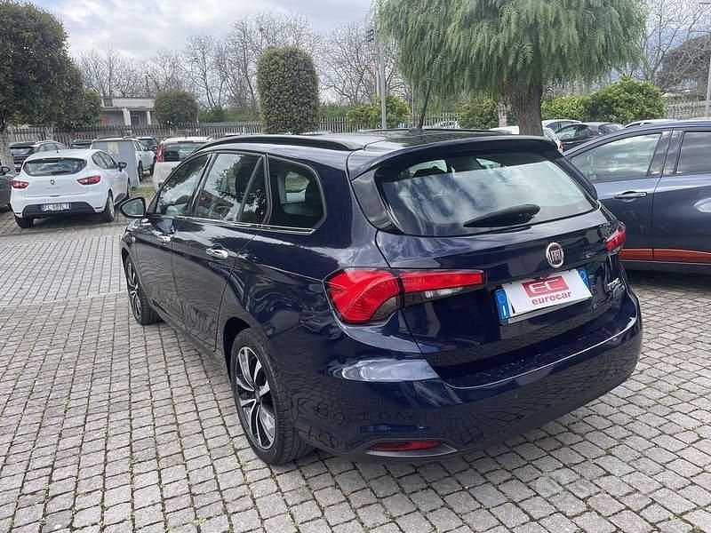 Usata Fiat Tipo Lounge 120 CV (88 kW) 2017 Blu Station wagon