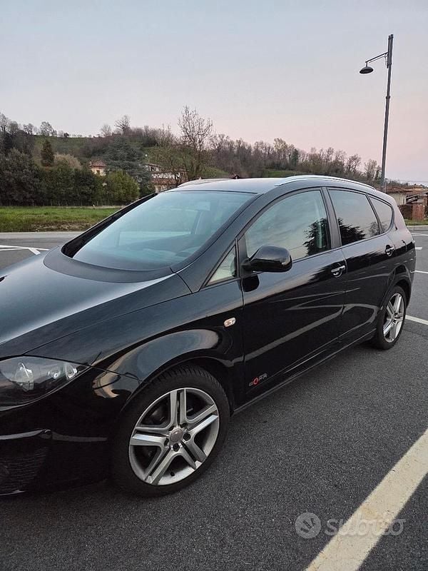 Usata Seat Altea 140 CV (102 kW) 2013 Nero Monovolume