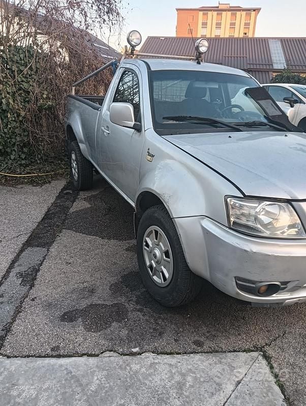 Usata Tata Xenon 140 CV (102 kW) 2009 Grigio Pick-up