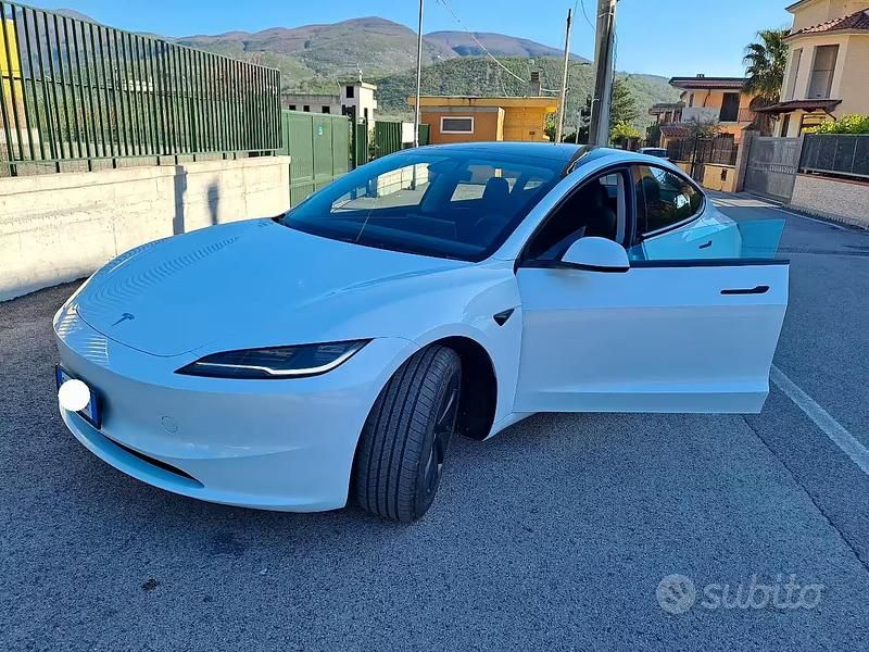 Occasion Tesla Model 3 208 kW (283 ch) 2025 Berline