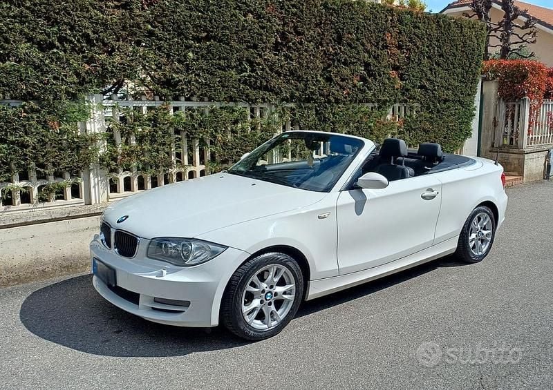 Usata BMW 118 Cabriolet 143 CV (105 kW) 2009 Bianco Cabrio