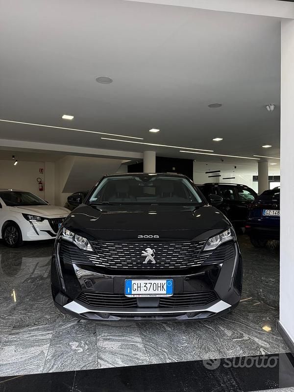 Usata Peugeot 3008 Allure 131 CV (96 kW) 2022 Nero SUV
