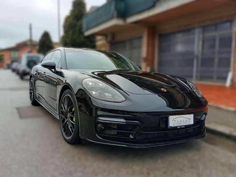 Usata Porsche Panamera Platinum Edition 462 CV (339 kW) 2021 Nero Berlina