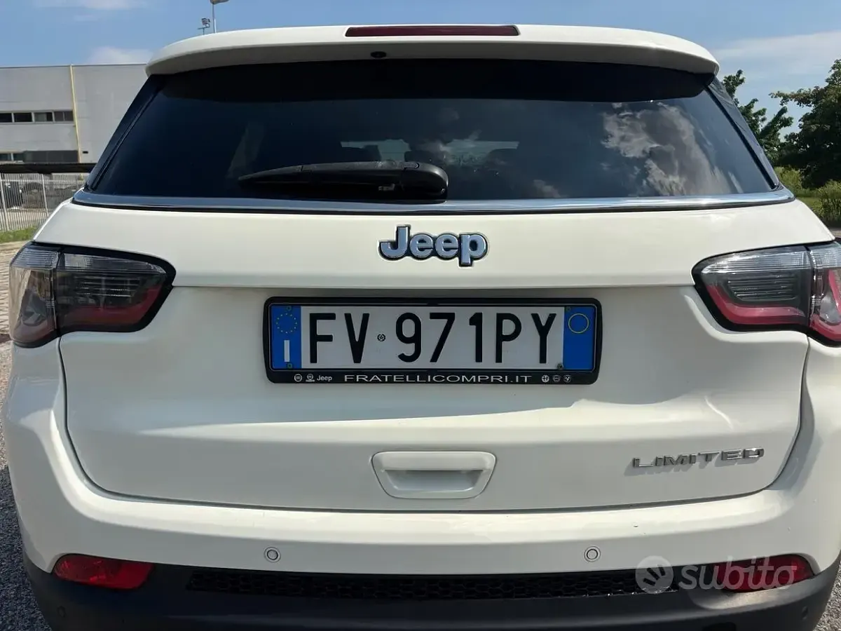 Usata Jeep Compass Night Eagle 120 CV (88 kW) 2019 Bianco SUV
