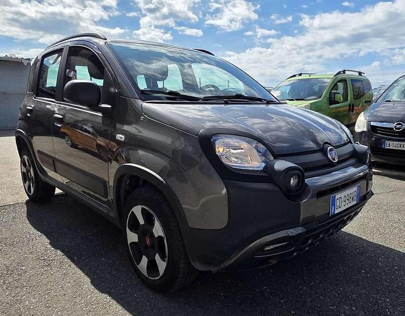Usata Fiat Panda Cross Cross 71 CV (52 kW) 2021 Grigio Utilitaria