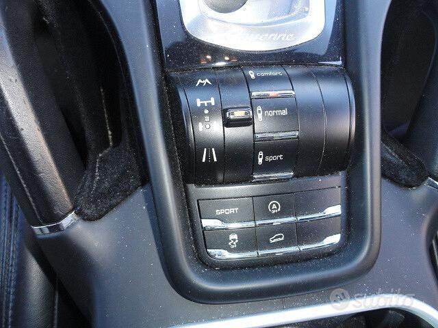 Usata Porsche Cayenne 252 CV (185 kW) 2012 Bianco SUV