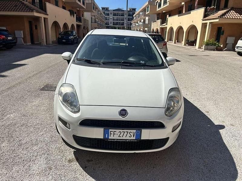 Usata Fiat Punto Street 69 CV (50 kW) 2016 Utilitaria
