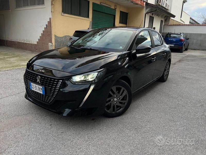 Nero Usata 2021 Peugeot 208 Due volumi | 8499 € (Ottimo prezzo) - Immagine 1/4