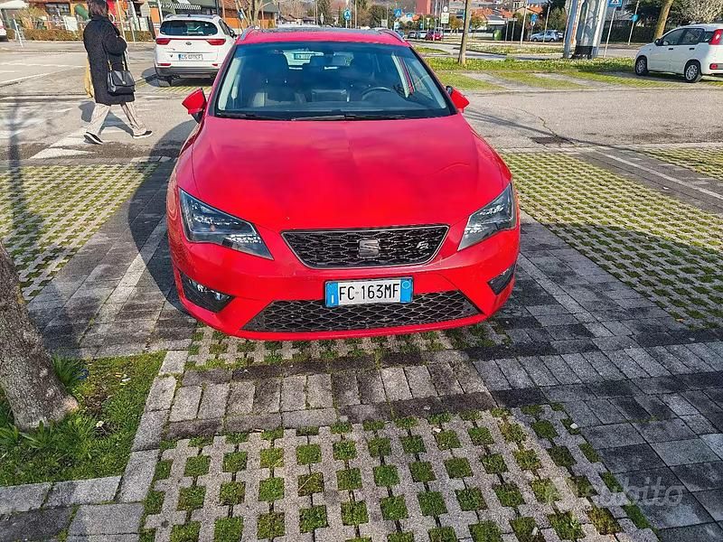 Usata Seat Leon ST FR 184 CV (135 kW) 2017 Rosso Station wagon