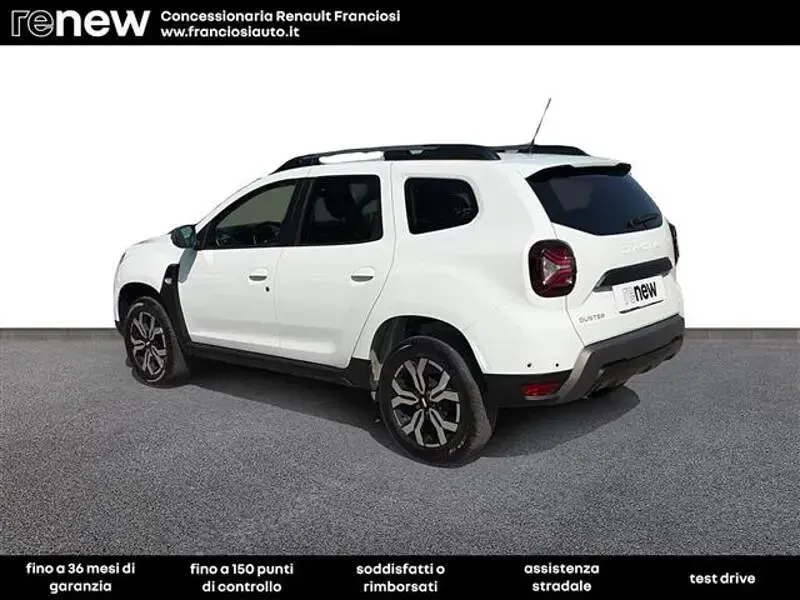 Usata Dacia Duster Journey 101 CV (74 kW) 2023 Bianco SUV
