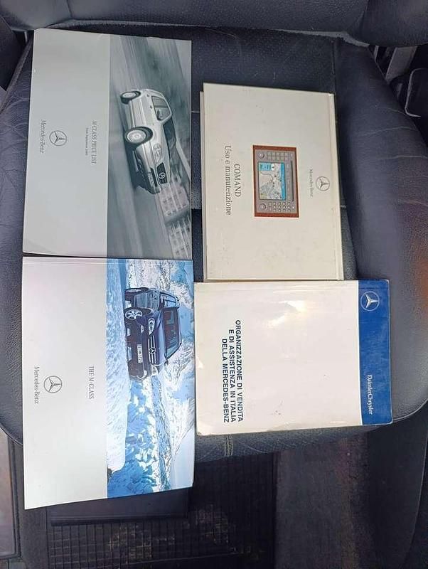 Usata Mercedes ML400 250 CV (183 kW) 2003 Argento SUV