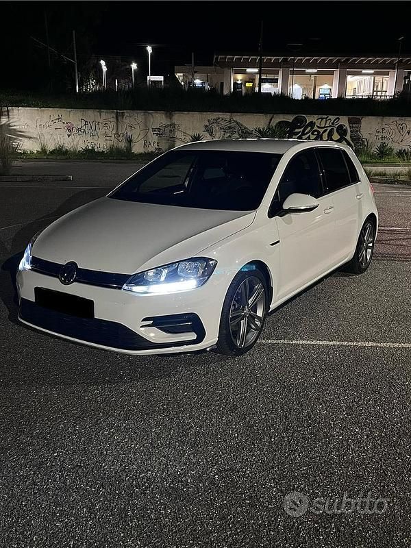 Usata VW Golf VII R-line 150 CV (110 kW) 2018 Bianco Berlina