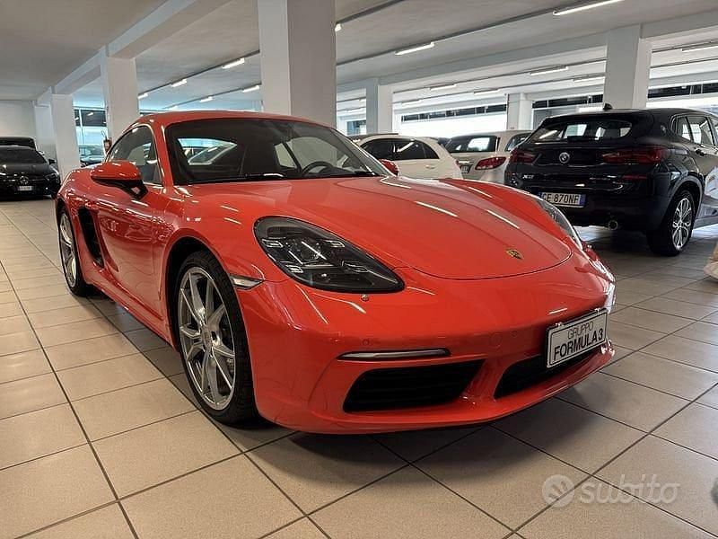 Usata Porsche 718 Cayman 300 CV (220 kW) 2019 Arancione Coupé