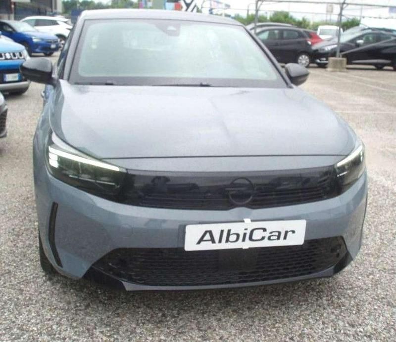 Usata Opel Corsa Design & Tech 75 CV (55 kW) 2023 Grigio Berlina