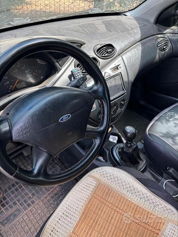 Usata Ford Focus 90 CV (66 kW) 2002 Station wagon
