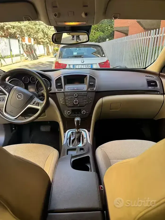 Usata Opel Insignia 131 CV (96 kW) 2011 Blu Station wagon