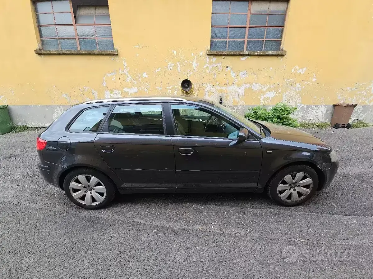 Usata Audi A3 Ambiente 200 CV (147 kW) 2006 Nero Utilitaria