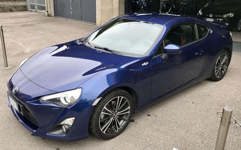 Usata Toyota GT86 GT 200 CV (147 kW) 2014 Blu/azzurro Coupé