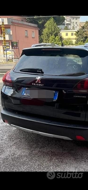 Usata Peugeot 2008 120 CV (88 kW) 2016 Nero SUV