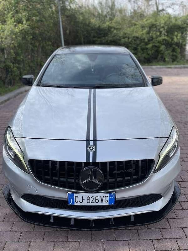 Usata Mercedes A180 Premium 109 CV (80 kW) 2018 Berlina