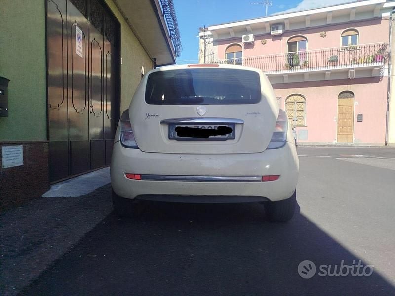 Usata Lancia Ypsilon 2007 Utilitaria