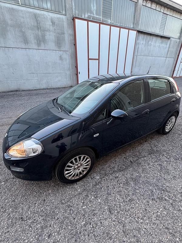 Usata Fiat Grande Punto 85 CV (62 kW) 2018 Utilitaria