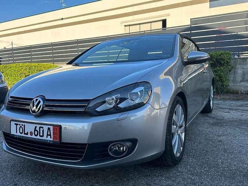 Usata VW Golf 160 CV (117 kW) 2011 Grigio chiaro Cabrio