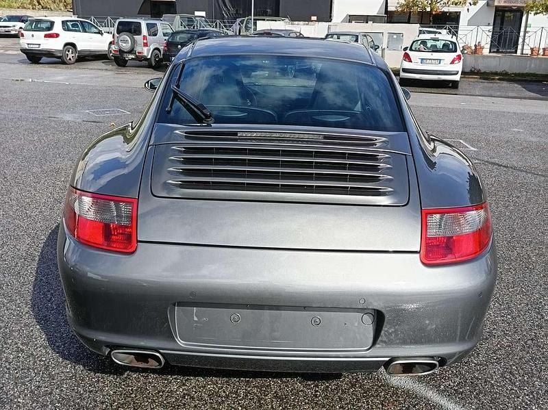 Usata Porsche 911 Carrera 325 CV (239 kW) 2006 Grigio Coupé