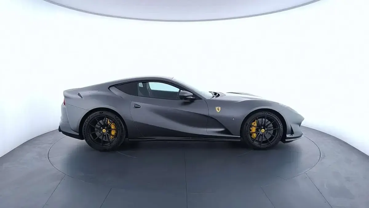 Usata Ferrari 812 795 CV (584 kW) 2020 Other