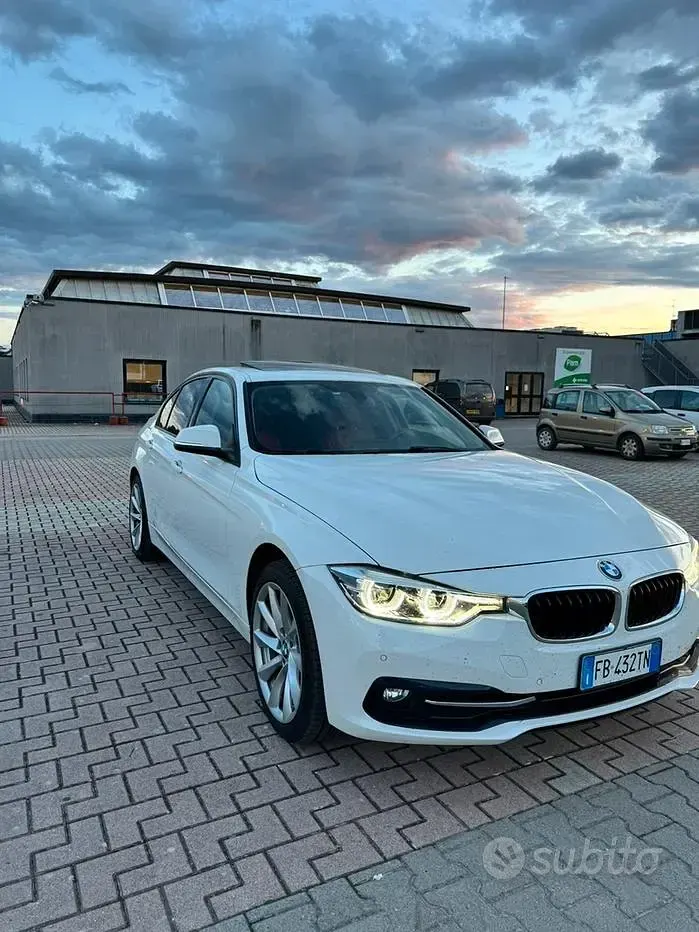 Usata BMW 318 150 CV (110 kW) 2016 Berlina