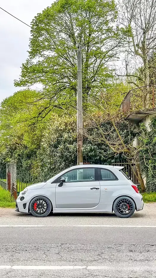 Usata Abarth 595 145 CV (106 kW) 2016 Grigio Utilitaria