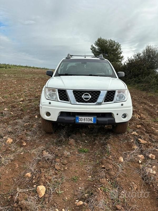 Usata Nissan Navara 2006 Bianco Pick-up