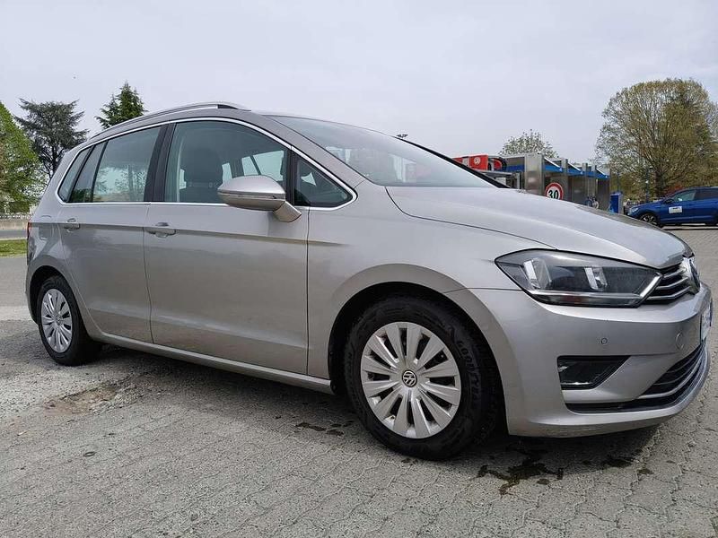 Usata VW Golf Sportsvan Highline 110 CV (80 kW) 2016 Grigio Monovolume