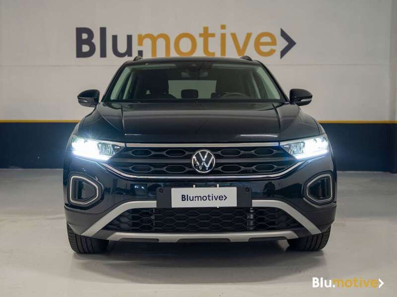 Usata VW T-Roc R-line 110 CV (80 kW) 2024 Nero SUV