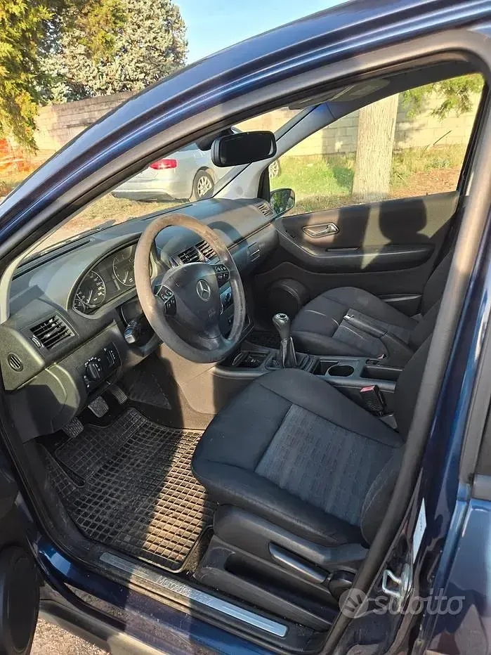 Usata Mercedes A150 Avantgarde 95 CV (69 kW) 2006 Blu Berlina
