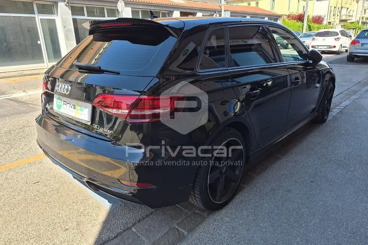 Usata Audi A3 130 CV (95 kW) 2019 Nero Berlina