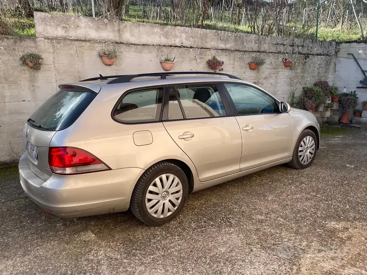 Usata VW Golf VII 102 CV (75 kW) 2012 Station wagon