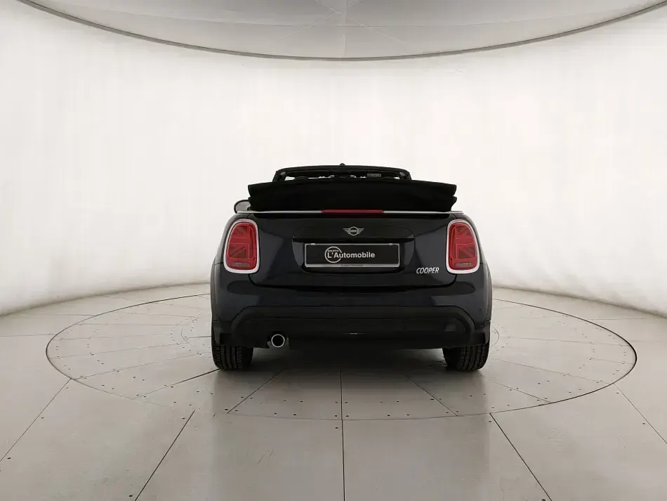 Usata Mini Cooper Cabriolet Resolute Edition 136 CV (100 kW) 2024 Nero Cabrio