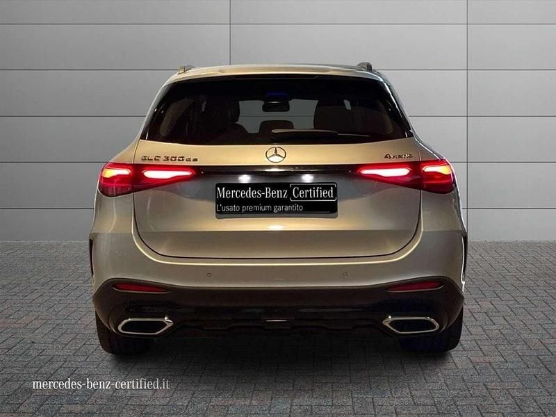 Usata Mercedes GLC300e Advanced 197 CV (144 kW) 2024 Argento high tech SUV