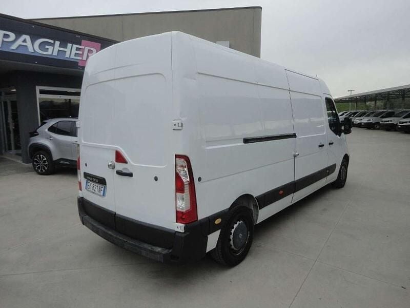 Begagnad Renault Master 145 HK (106 kW) 2011 Vit Van