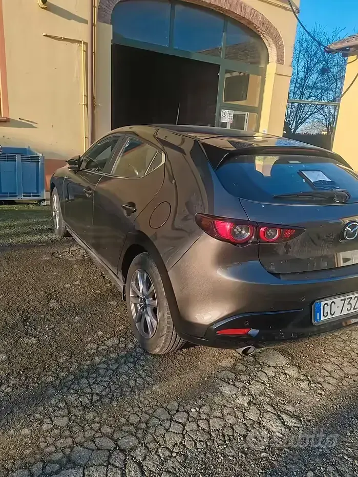 Occasion Mazda 3 Evolve 116 ch (85 kW) 2021 Gris Berline
