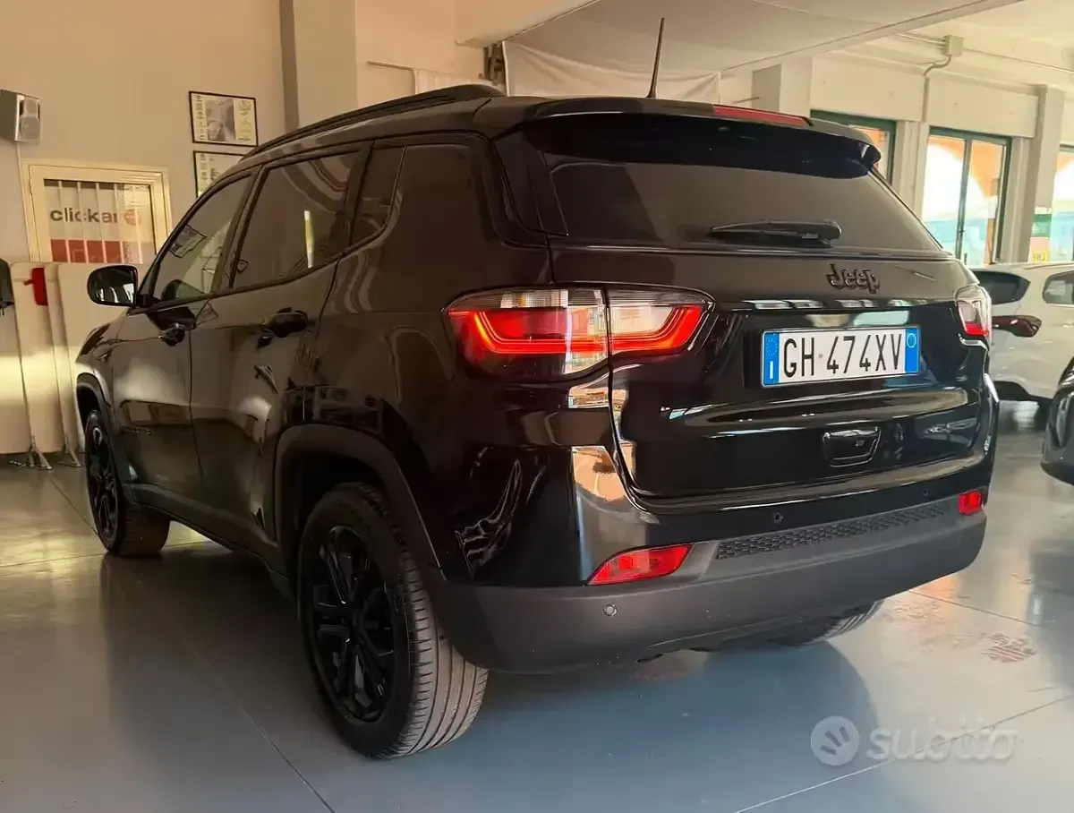 Usata Jeep Compass Night Eagle 131 CV (96 kW) 2022 Nero SUV