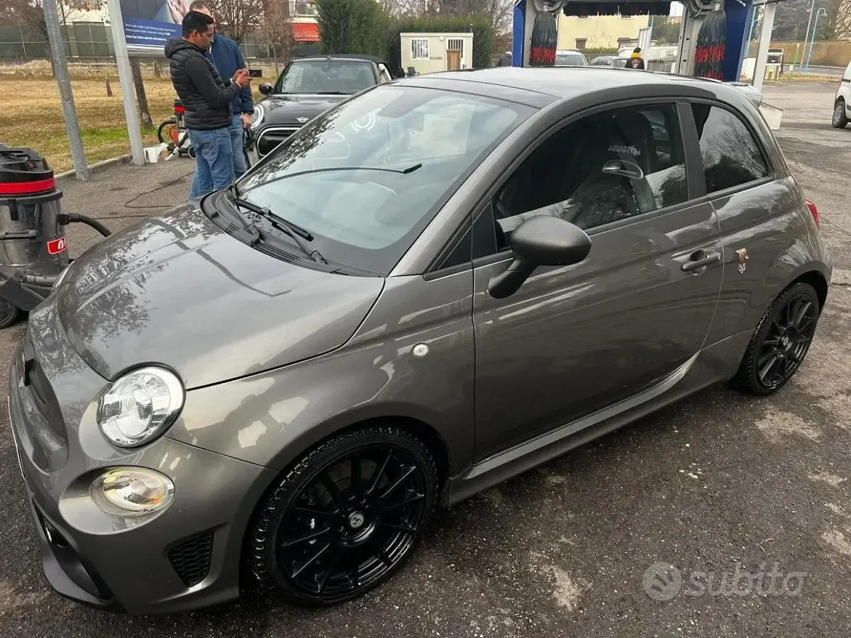 Usata Abarth 595 Competizione 180 CV (132 kW) 2018 Grigio Utilitaria